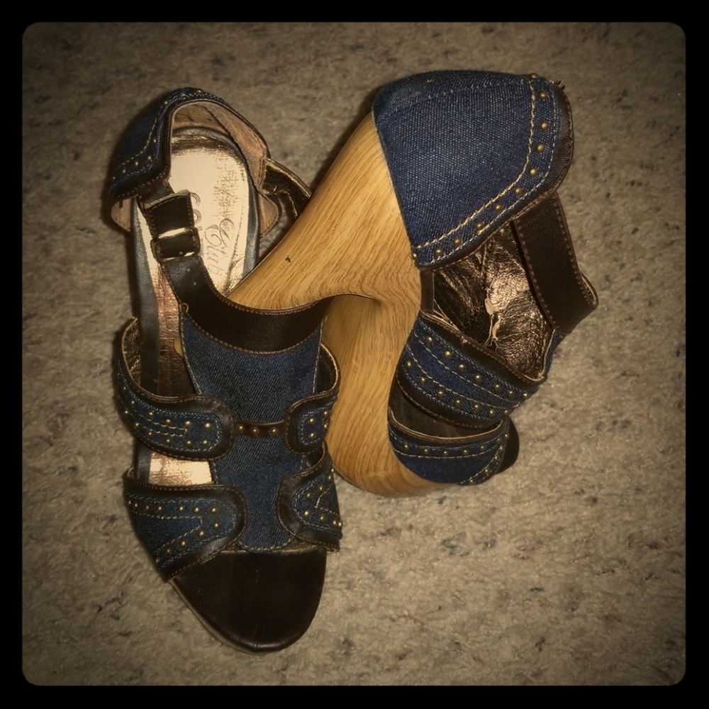 Jean's shoes
